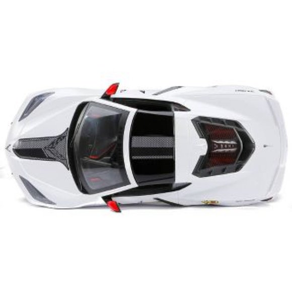 Corvette Stingrays Sports Car 22" FF Usb Showcase 1:8 Scale R/C C-8 White 🆕NWT! - Picture 3 of 11